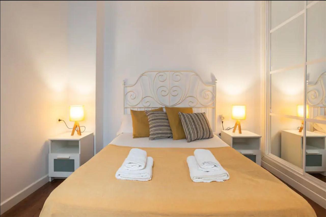 Rustic & Nice Apartment In Malaga Center ภายนอก รูปภาพ