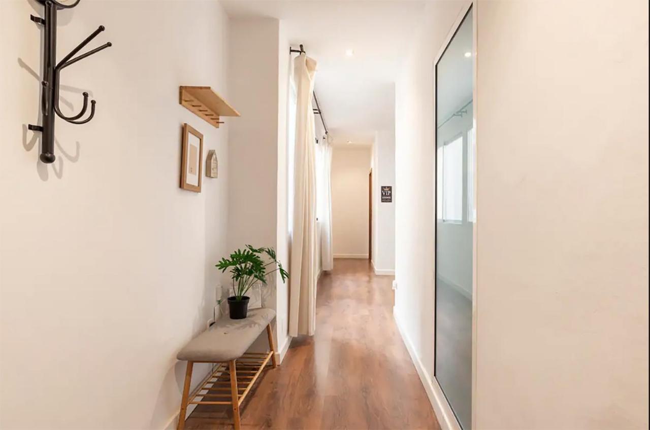 Rustic & Nice Apartment In Malaga Center ภายนอก รูปภาพ